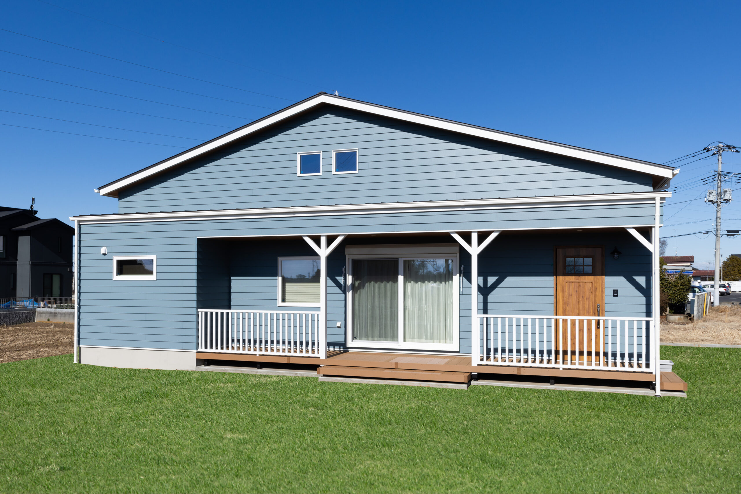 ラフさと機能美が調和する、カリフォルニアスタイルの平屋