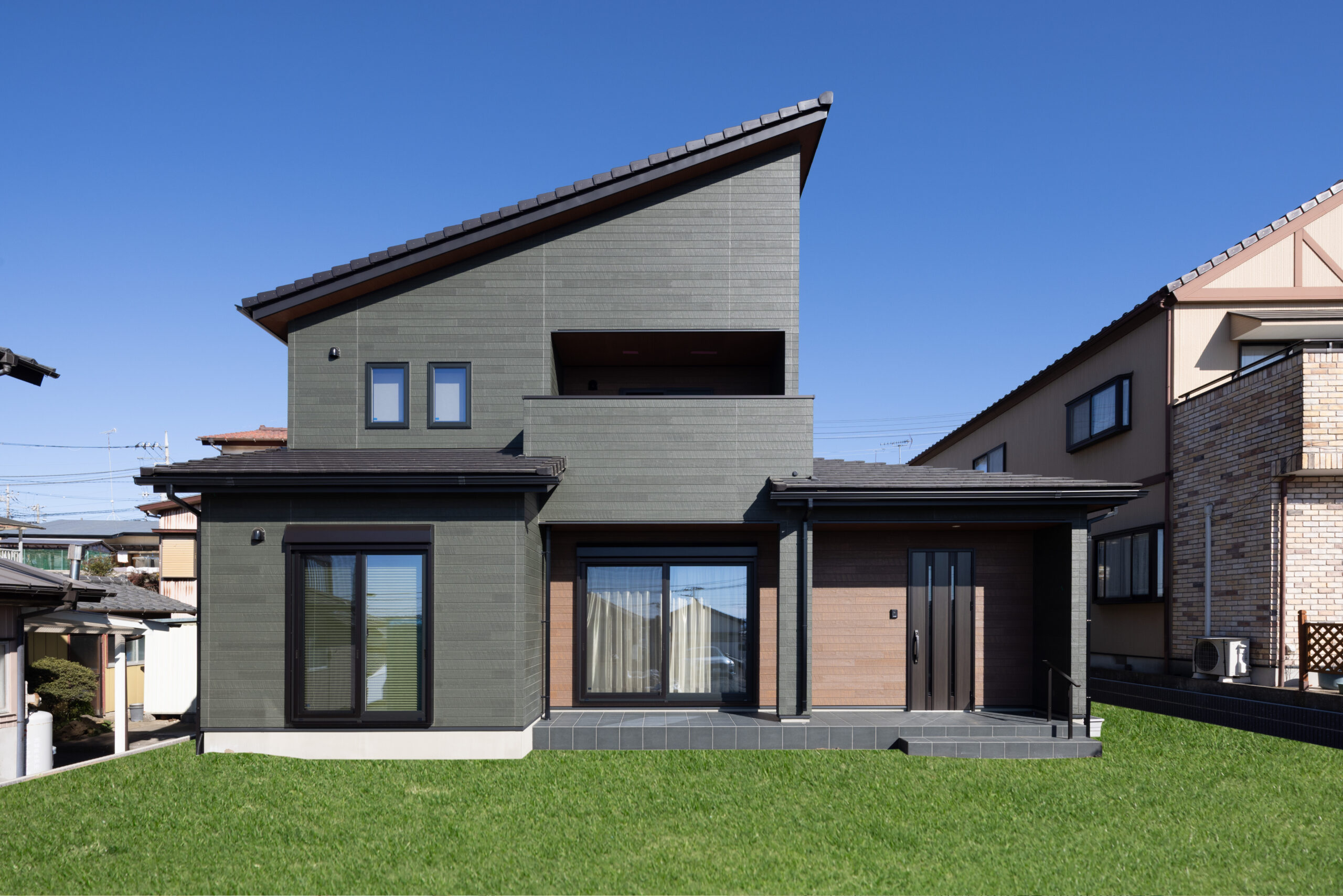 程よい距離感と自然なつながりを育むロフトのある三世代の住まい