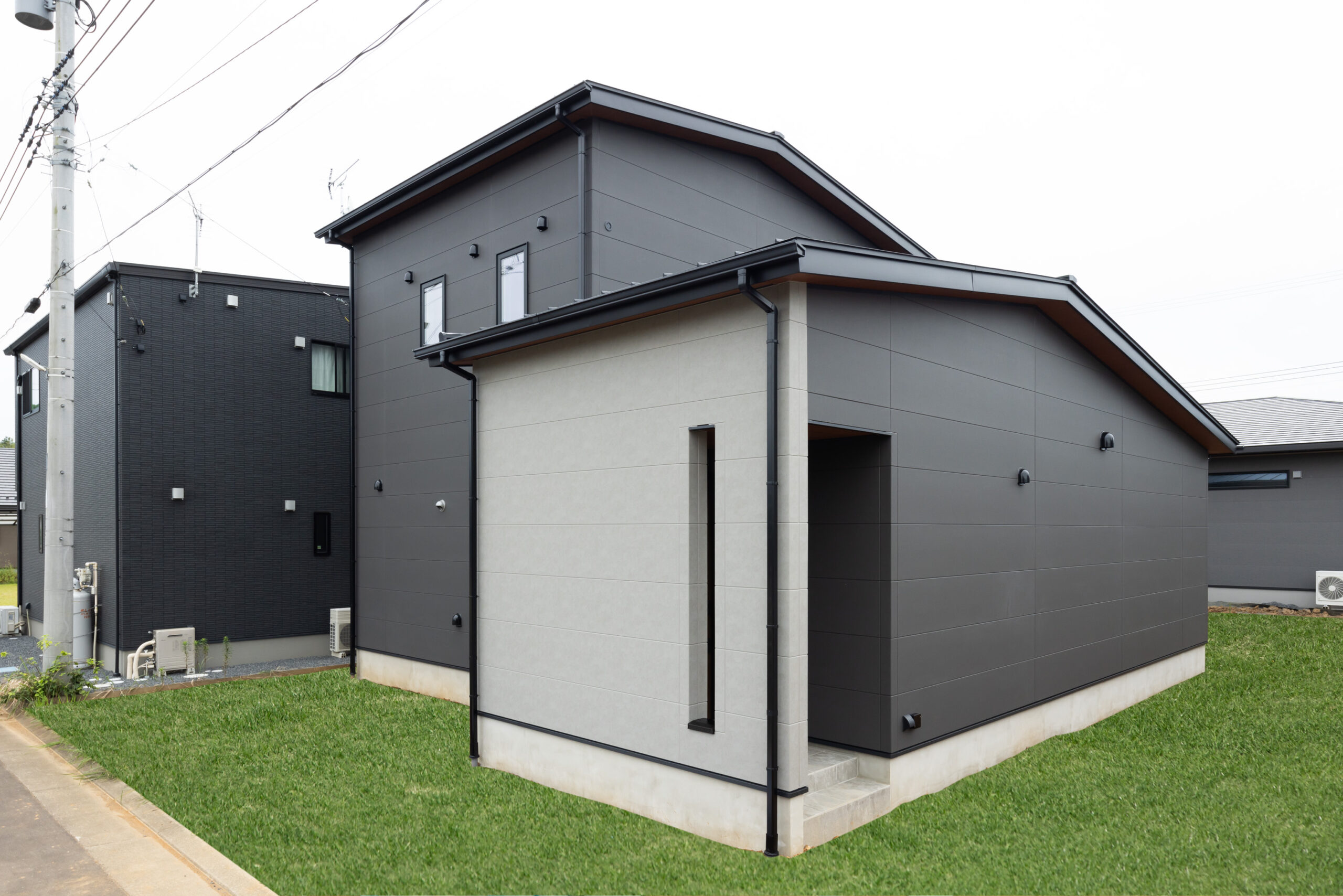 開放感あるリビングと、すっきり暮らせる住まい